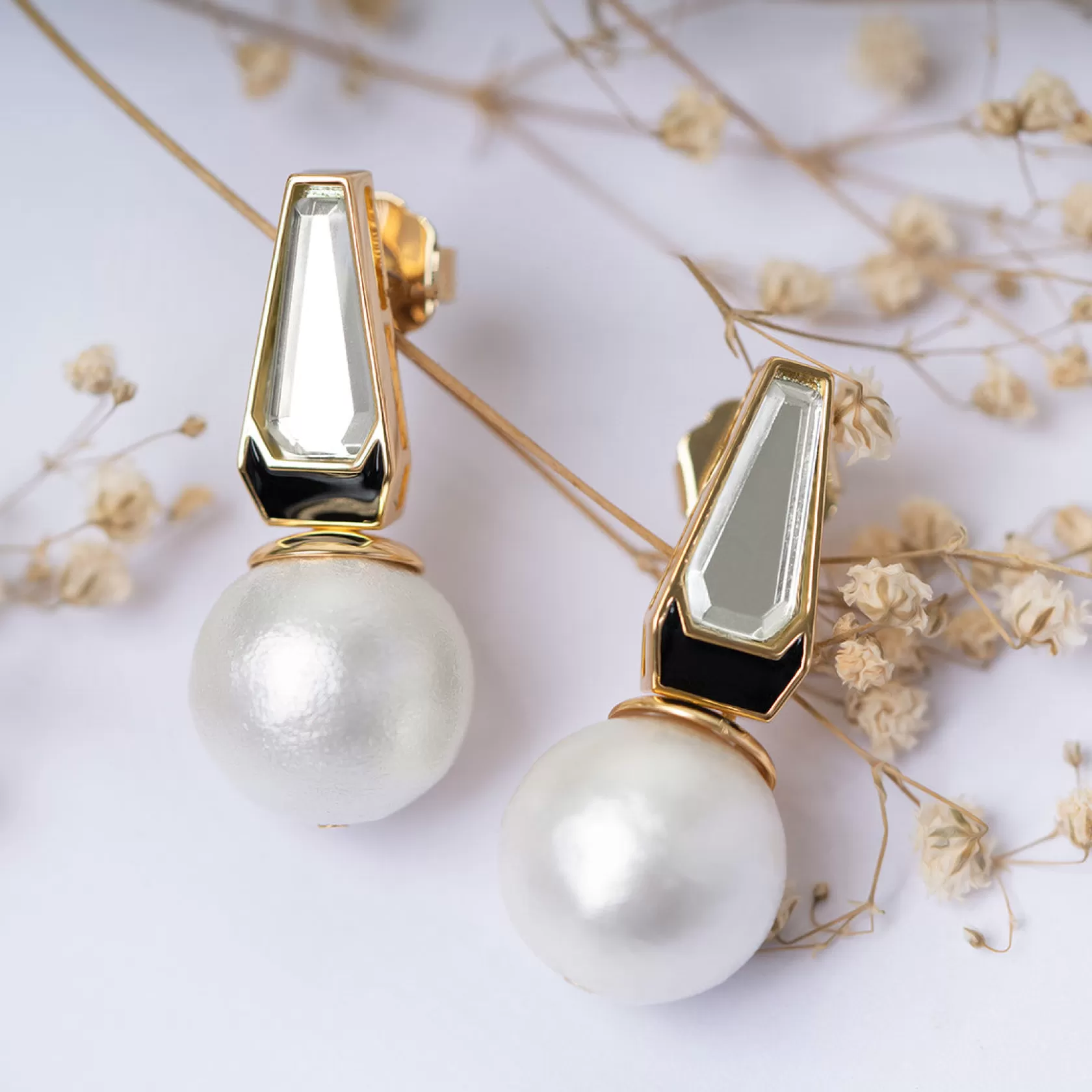 Earrings*Isharya Ayaana Mirror And Pearl Libra Earring