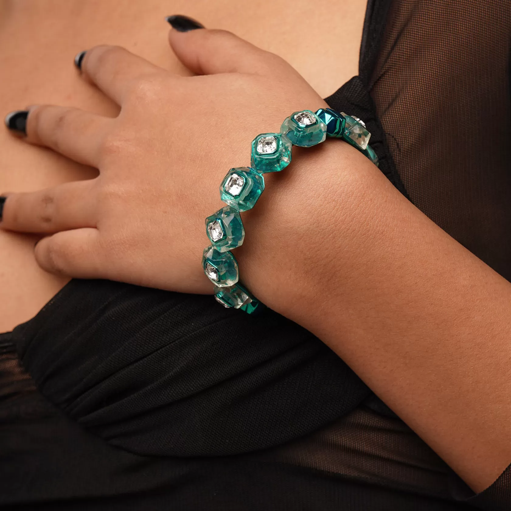 Wristwear*Isharya B-Dazzle Crystal Bracelet Green