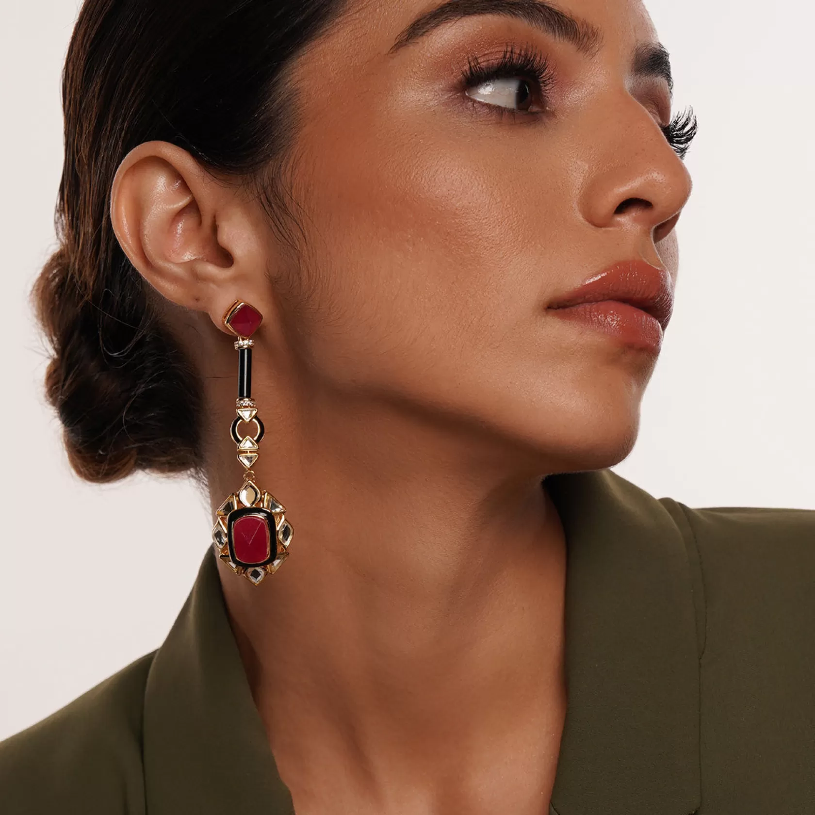 Earrings*Isharya Begum Haute Drop Earrings Pink