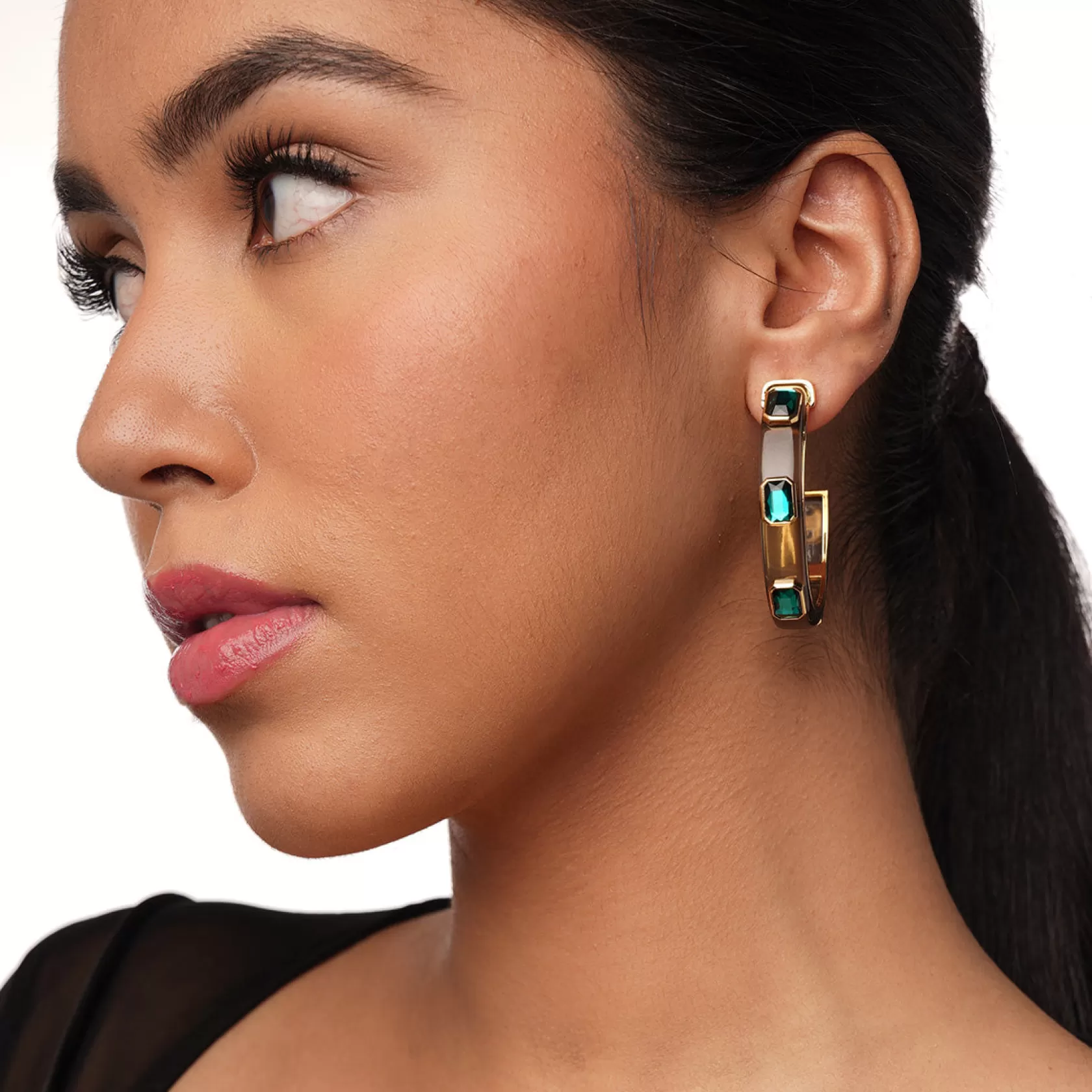 Earrings*Isharya Bougie Crystal Hoops Green