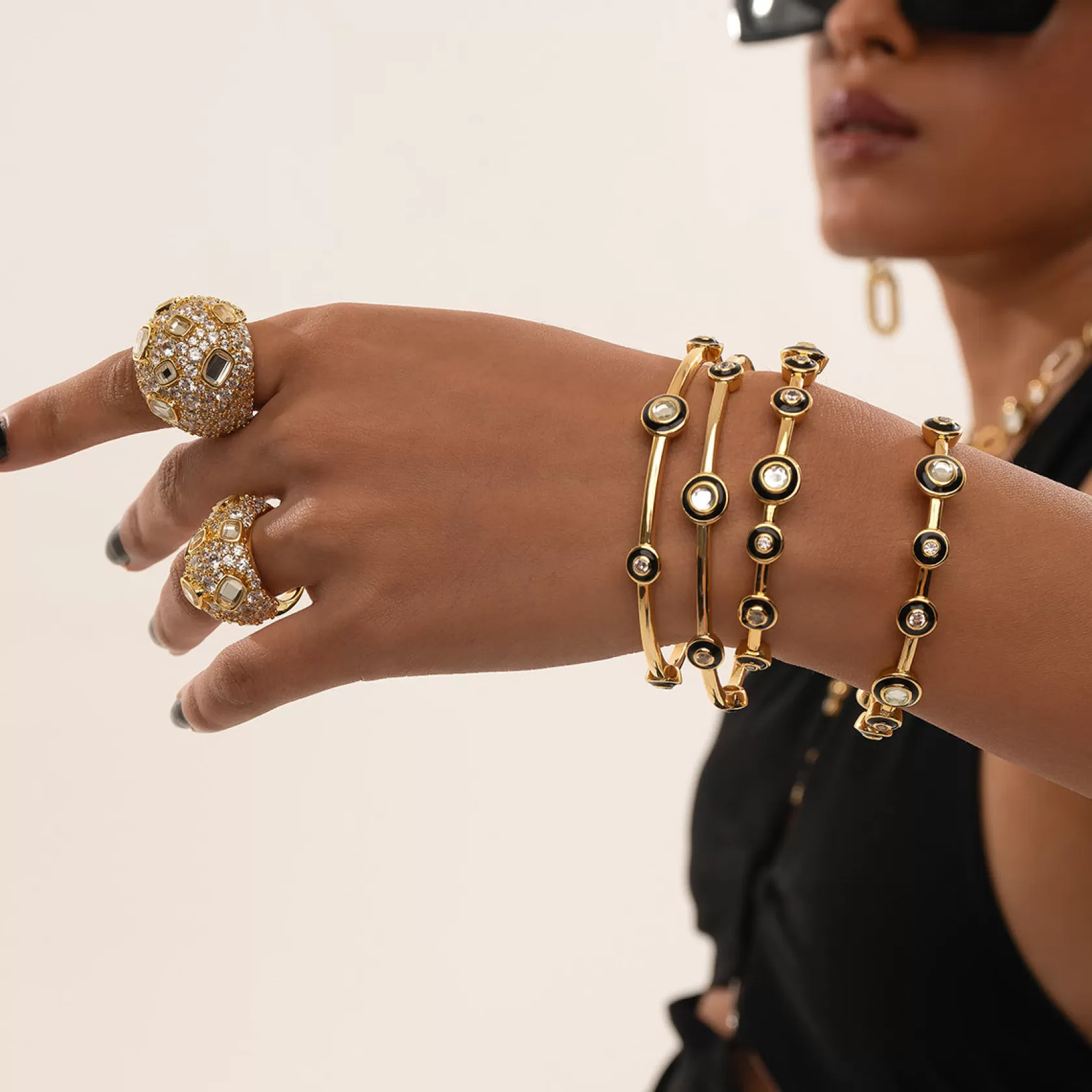 Wristwear*Isharya Savage Mirror Slim Cuff Gold