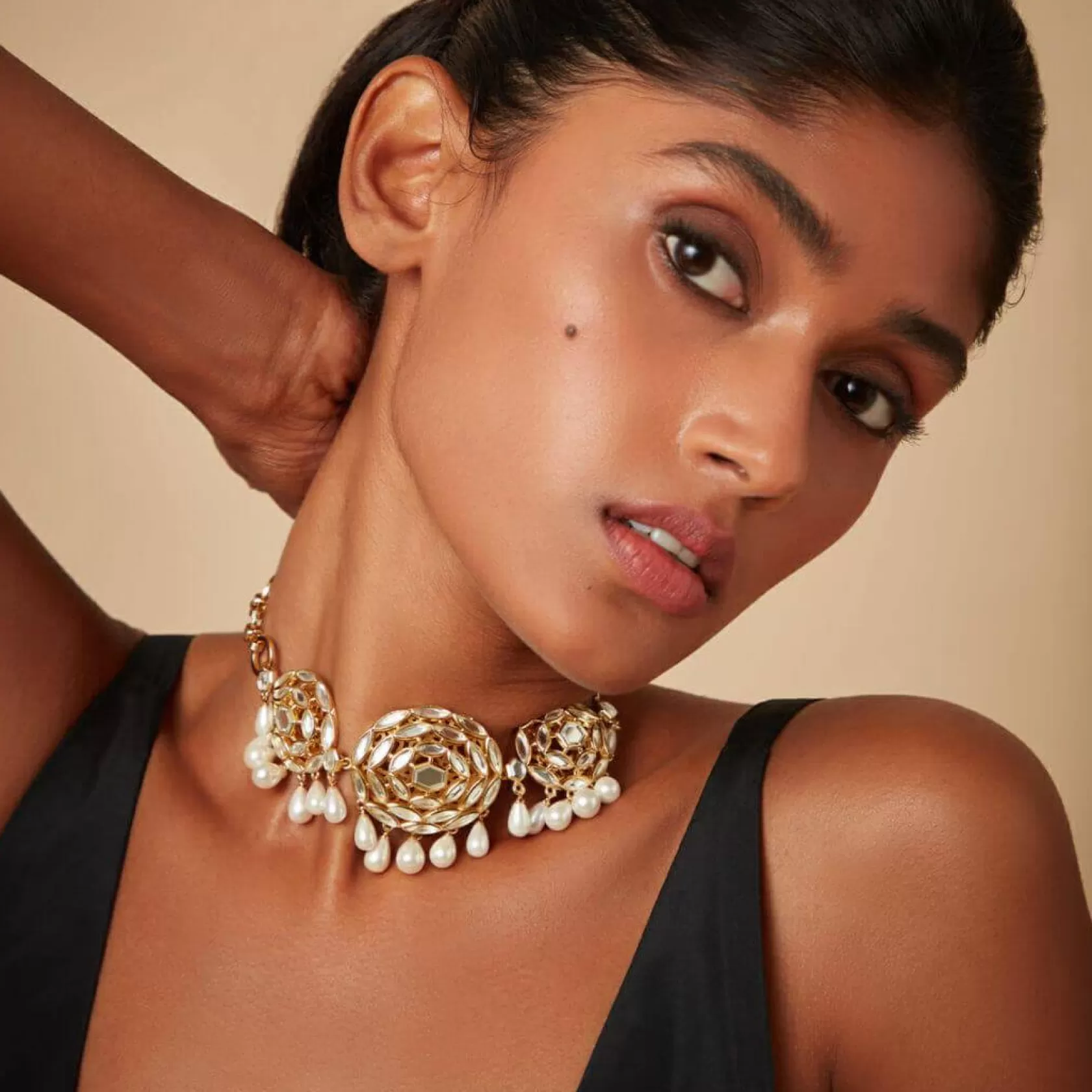 Necklace*Isharya Statement Cluster And Pearl Choker